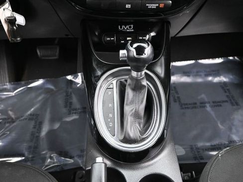 Used 2015 Kia Soul ! image 14