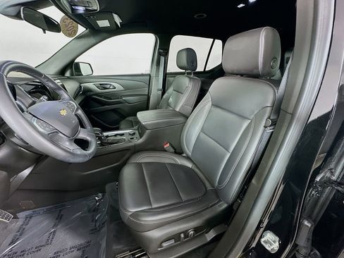 Used 2023 Chevrolet Traverse LT w/ LPO, Cargo Package image 29