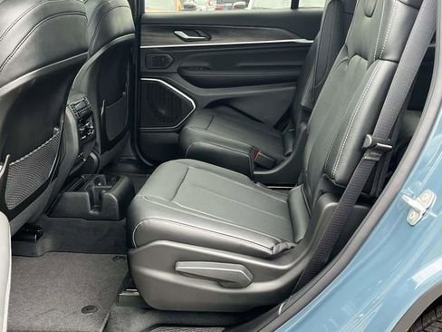 New 2026 Jeep Grand Cherokee L Limited image 13