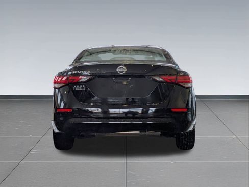 Used 2022 Nissan Sentra S image 5