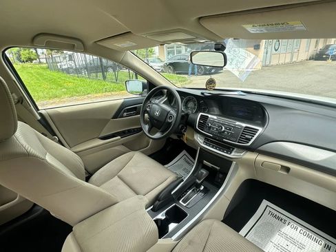 Used 2014 Honda Accord LX image 25