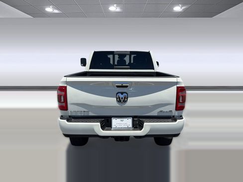 Used 2020 RAM 2500 Limited AWD/4WD image 8