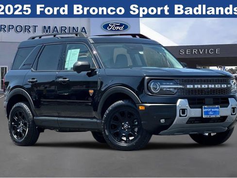 Certified 2025 Ford Bronco Sport Badlands w/ Badlands Tech Package AWD/4WD image 2