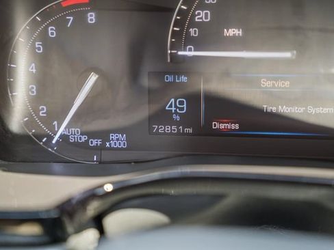 Used 2017 Cadillac XT5 Luxury w/ Driver Awareness Package AWD/4WD image 46