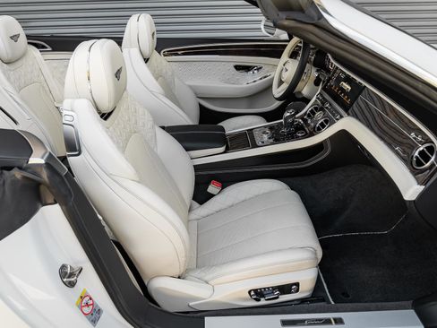 Used 2022 Bentley Continental GT Speed AWD/4WD image 36