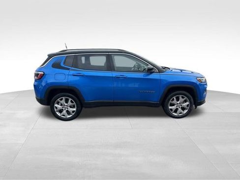 Used 2022 Jeep Compass Limited w/ Mopar Graphics Package image 20