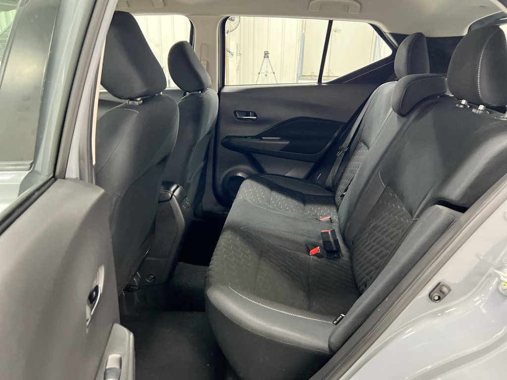 Used 2023 Nissan Kicks SV FWD image 20