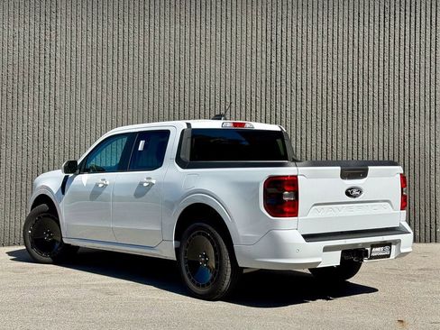 New 2025 Ford Maverick Lobo image 3