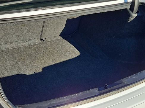 Used 2022 Chrysler 300 Touring L image 23