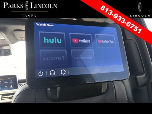 Used 2024 Chevrolet Suburban LT w/ Luxury Package RWD image 15