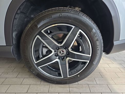 New 2026 Mercedes-Benz GLC 300 image 36