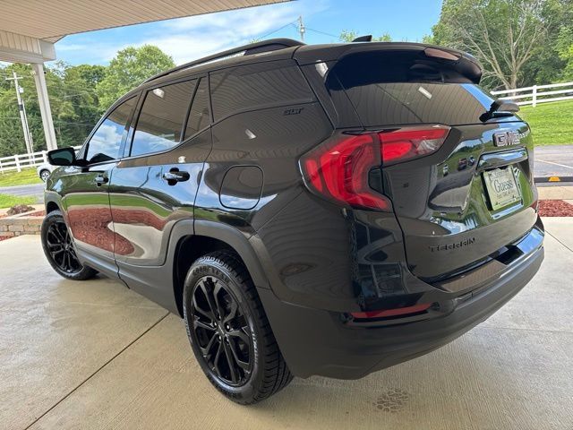 Used 2021 GMC Terrain SLT w/ Infotainment Package II AWD/4WD image 8