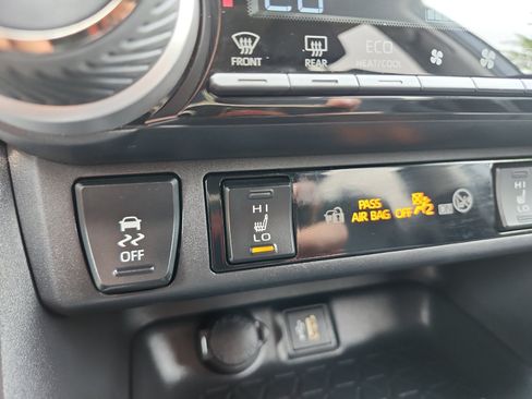 Used 2025 Toyota RAV4 XLE w/ Convenience Package AWD/4WD image 22