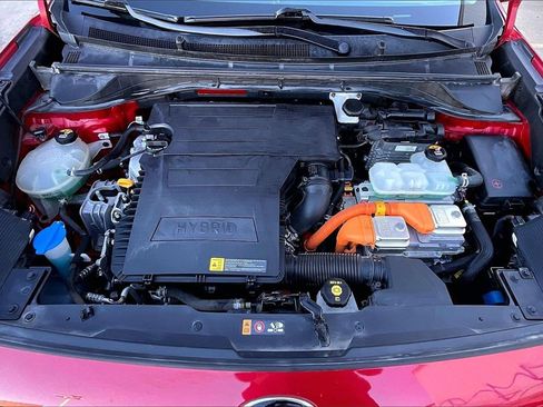 Used 2020 Kia Niro LXS image 10