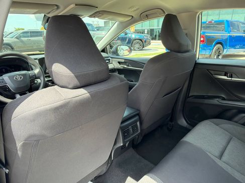 Used 2025 Toyota Camry LE FWD image 15