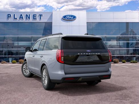 New 2027 Ford Expedition Platinum w/ Driver's Package RWD image 10