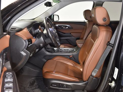 Used 2019 Chevrolet Traverse High Country w/ LPO, Floor Liner Package image 10