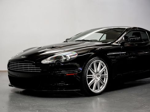 Used 2009 Aston Martin DBS Coupe RWD image 28
