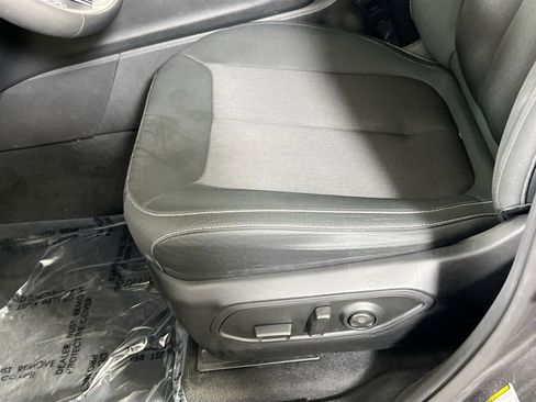 Used 2023 Jeep Grand Cherokee L Laredo image 18