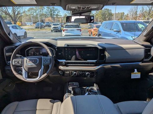 New 2026 GMC Sierra 1500 SLT w/ SLT Premium Plus Package image 8