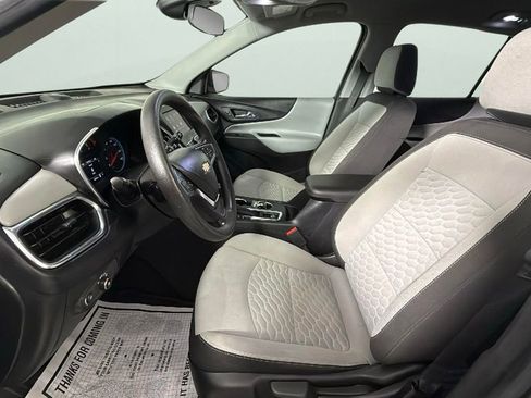 Used 2020 Chevrolet Equinox LS image 17