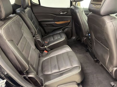 Used 2017 GMC Acadia Denali w/ Technology Package FWD image 34