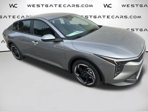 New 2025 Kia K4 EX image 11