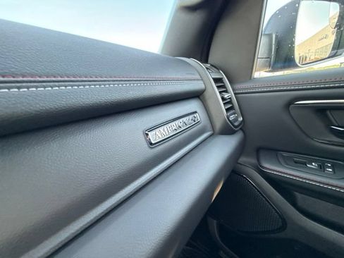 New 2026 RAM 1500 Laramie AWD/4WD image 44