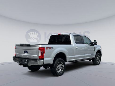 Used 2017 Ford F250 Lariat w/ Lariat Ultimate Package image 5
