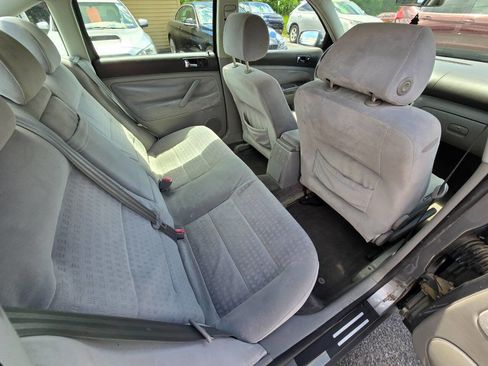 Used 2003 Volkswagen Passat GL image 20