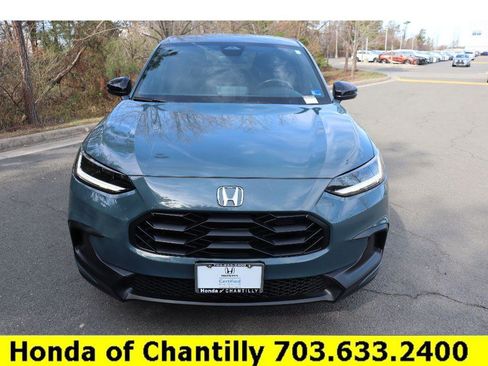 Used 2024 Honda HR-V Sport image 2