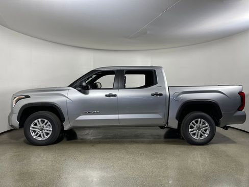 New 2026 Toyota Tundra SR5 image 6