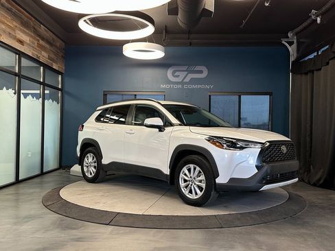 Used 2022 Toyota Corolla Cross LE w/ Black Badges Package (TMS) image 1