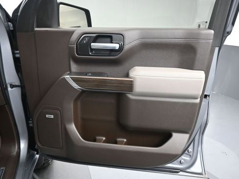 Used 2020 Chevrolet Silverado 1500 LT Trail Boss image 48