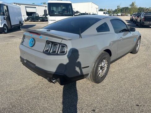 Used 2012 Ford Mustang Shelby GT500 RWD image 5