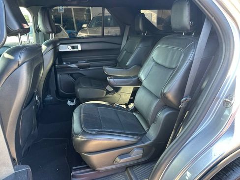 Used 2020 Ford Explorer Limited RWD image 15