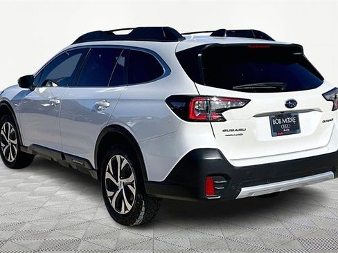 Used 2022 Subaru Outback Limited image 12