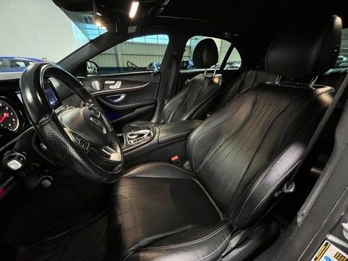 Used 2018 Mercedes-Benz E 300 image 21