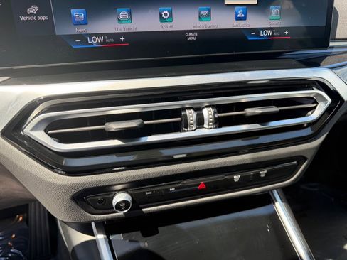 Used 2022 BMW i4 eDrive40 w/ Premium Package image 29