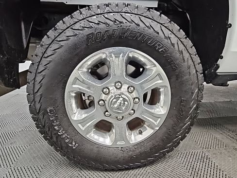 Used 2024 RAM 2500 Big Horn image 48