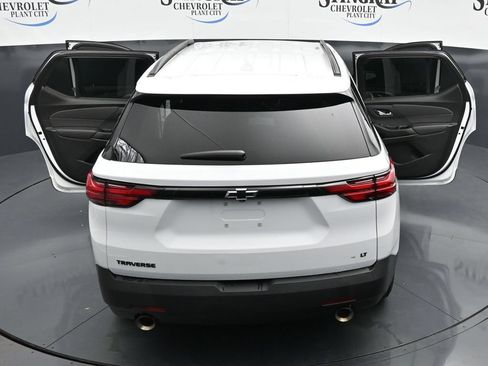 Used 2023 Chevrolet Traverse LT FWD image 35