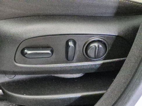 Used 2022 Chevrolet Equinox LS w/ LS Convenience Package image 15