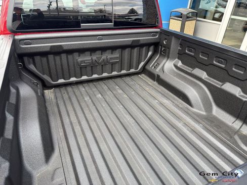Used 2025 GMC Canyon Elevation w/ Convenience Package AWD/4WD image 8