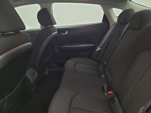 Used 2018 Kia Optima LX FWD image 18