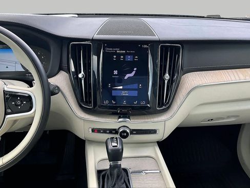 Used 2020 Volvo XC60 T5 Inscription w/ Protection Package Premier FWD image 7