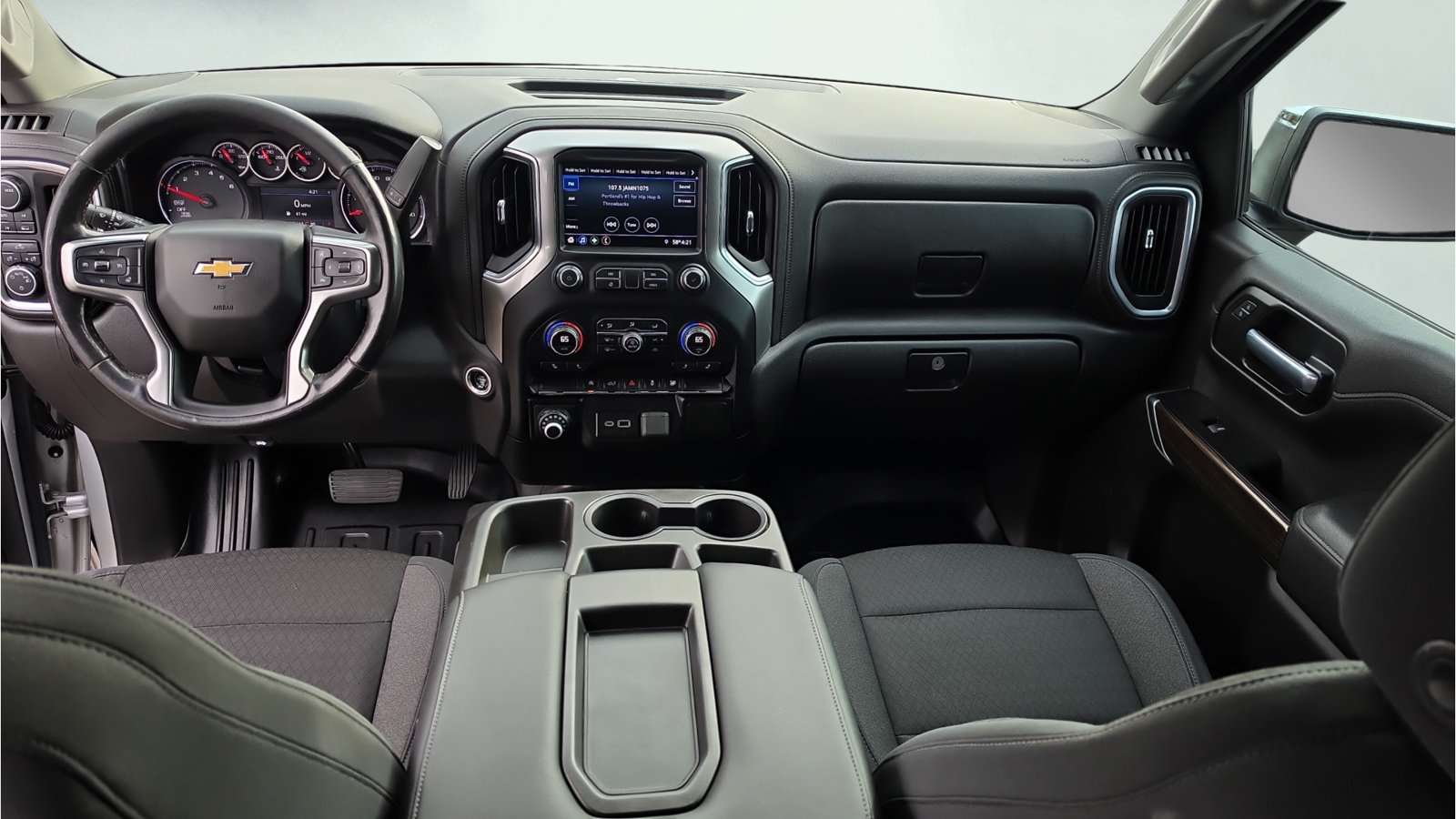 Used 2020 Chevrolet Silverado 1500 LT w/ All-Star Edition AWD/4WD image 17