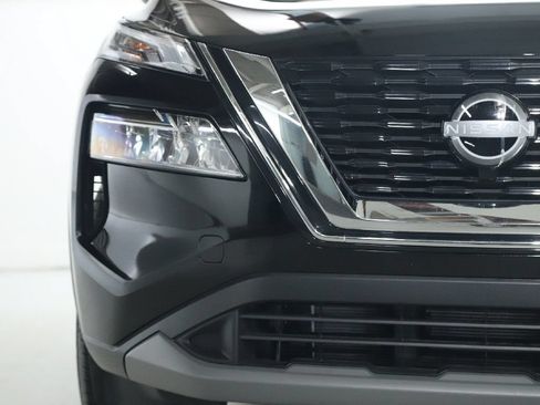 Certified 2023 Nissan Rogue SV AWD/4WD image 7