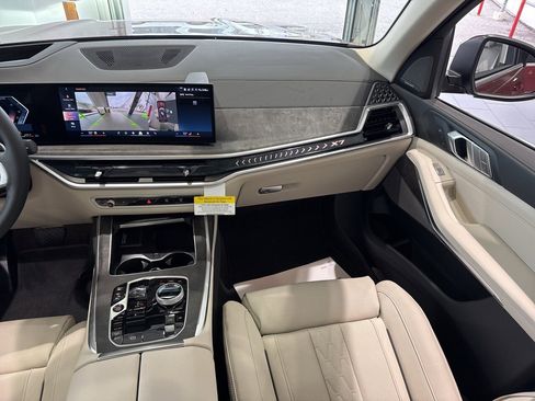 New 2026 BMW X7 xDrive40i image 58