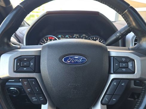 Used 2017 Ford F350 Platinum w/ Platinum Ultimate Package AWD/4WD image 23