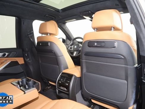 Used 2024 BMW X7 xDrive40i w/ M Sport Package image 16